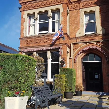 The Lismore Hotel Банбери Экстерьер фото