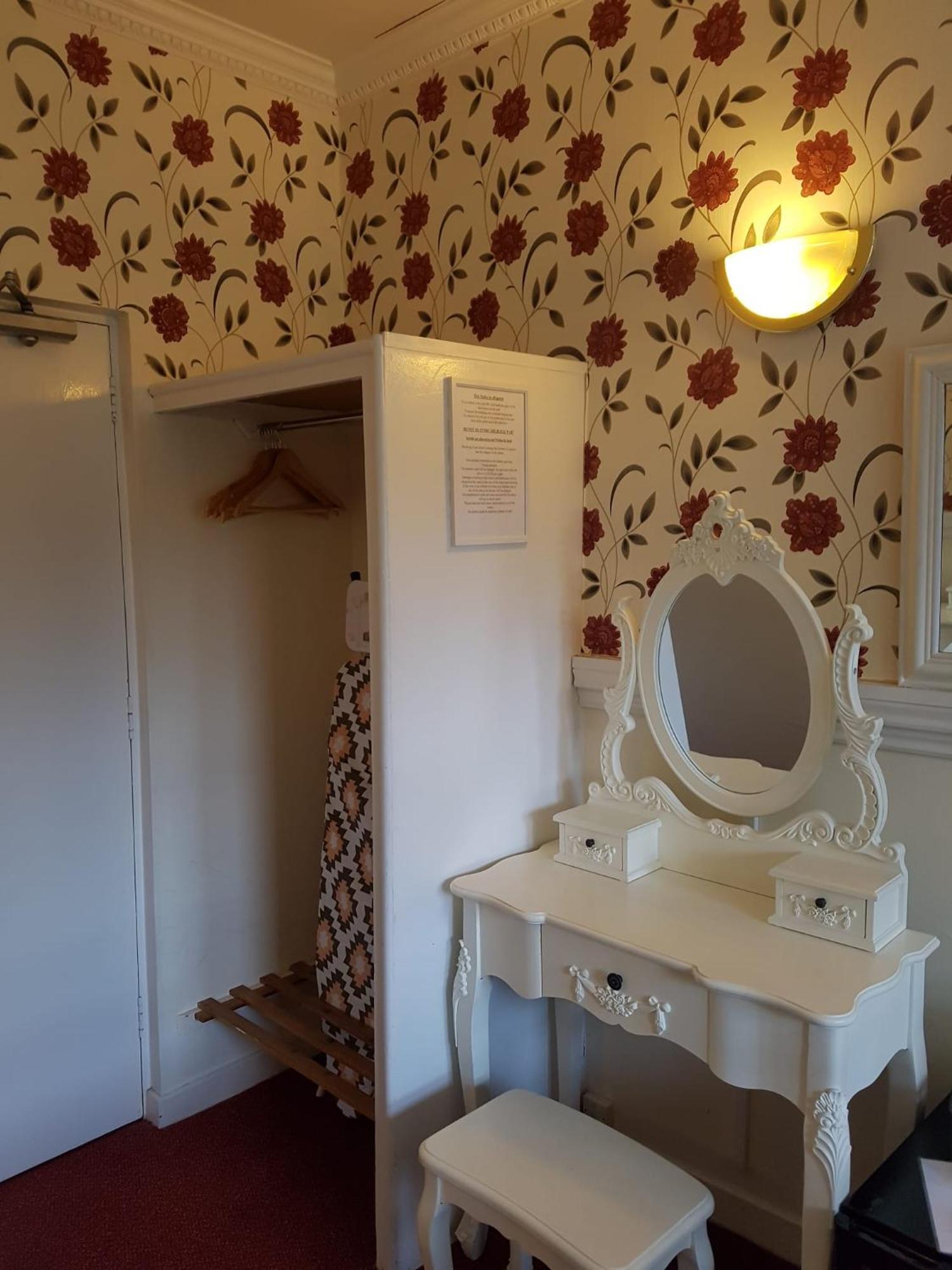 The Lismore Hotel Банбери Номер фото