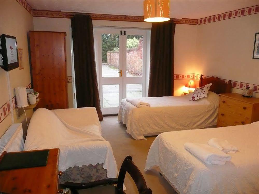 The Lismore Hotel Банбери Экстерьер фото